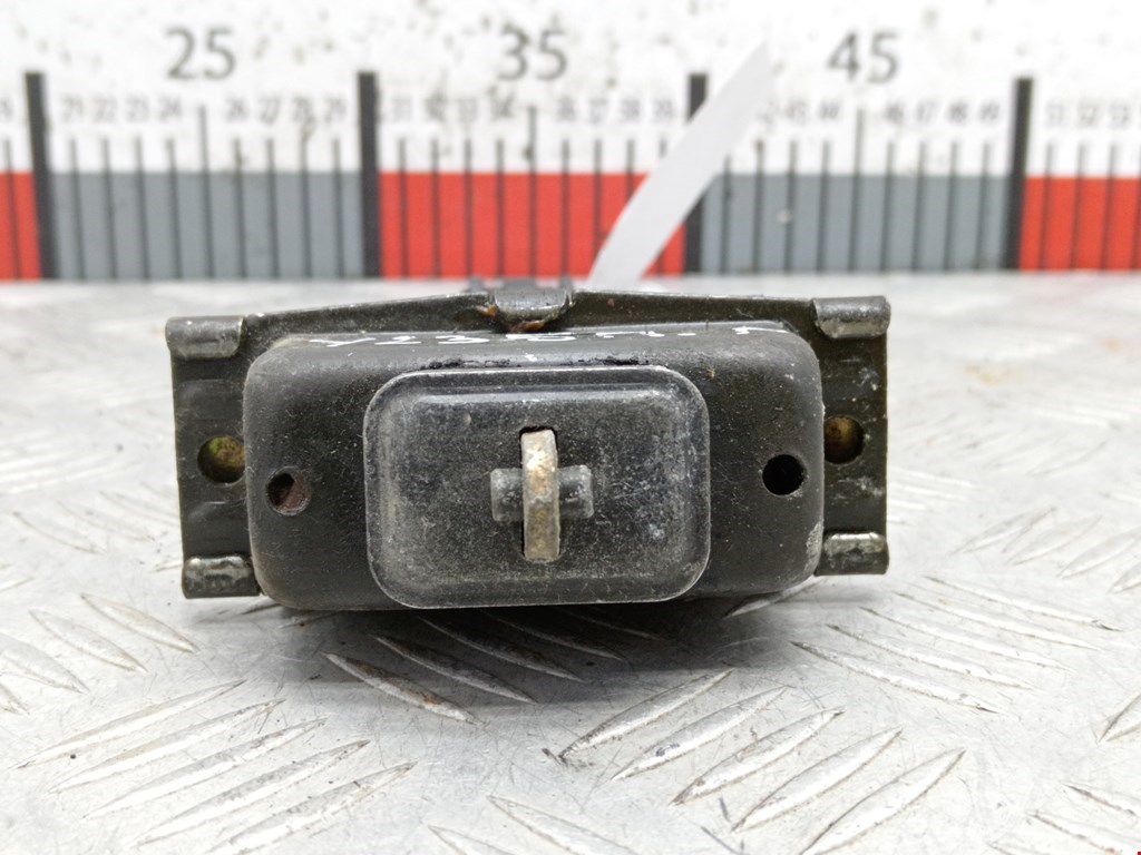 Ограничитель открывания двери MERCEDES-BENZ M-Class W163 ML 1997-2005