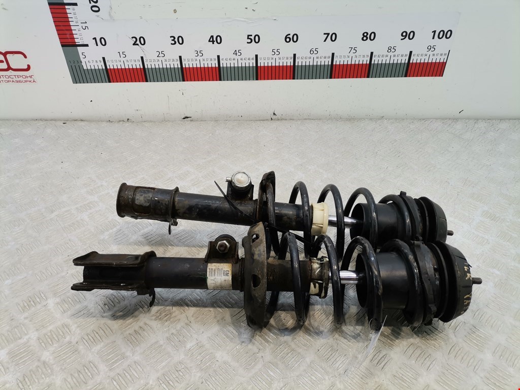 Амортизатор передний правый OPEL Tigra B 2004-2009