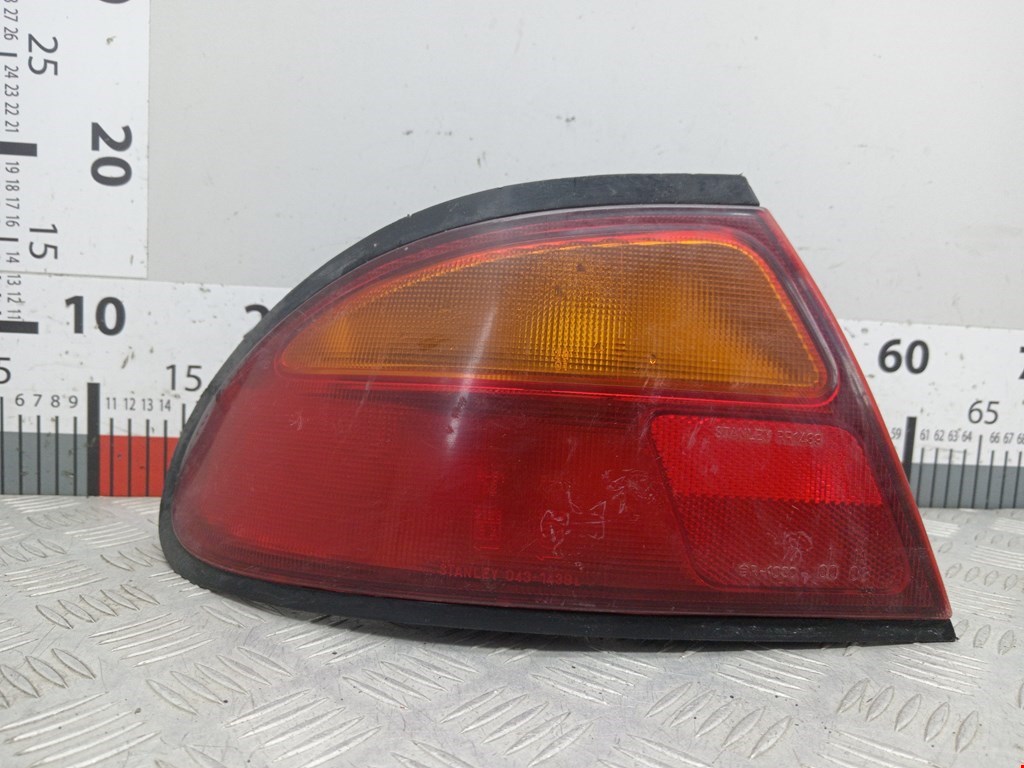 Фонарь задний левый MAZDA 323 BA 1994-1998