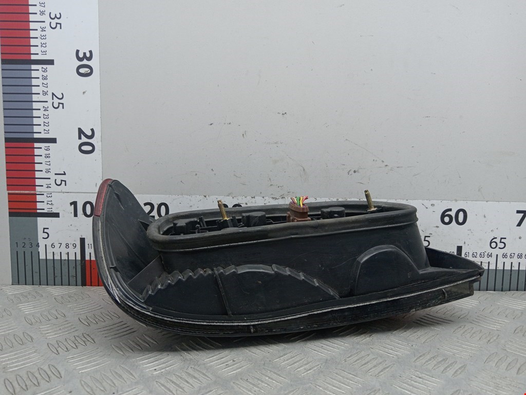 Фонарь задний правый PEUGEOT 306 1993-2002