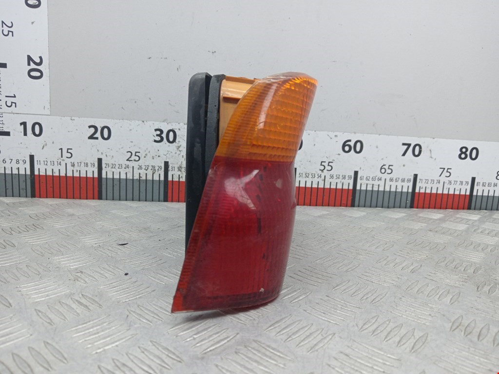 Фонарь задний левый FORD Escort 1990-1995