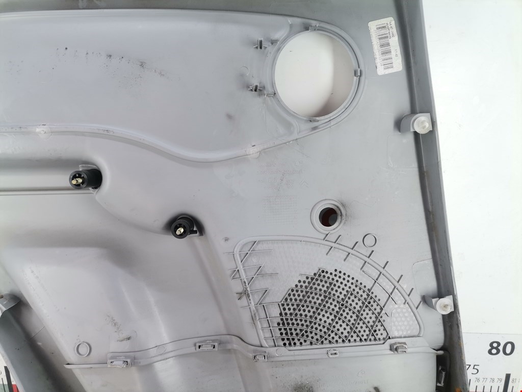 Обшивка двери задняя правая CITROEN C3 2002-2009