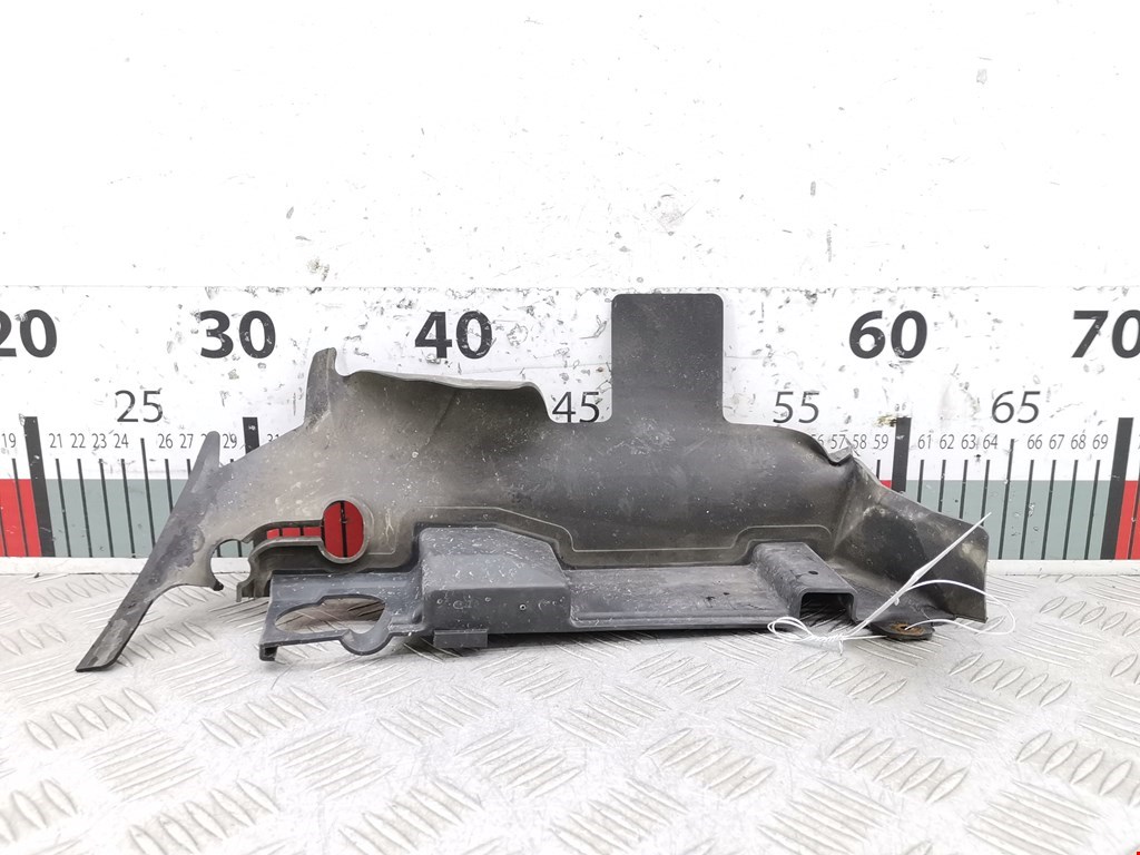 Воздухозаборник (наружный) AUDI A4 B5 1995-2001