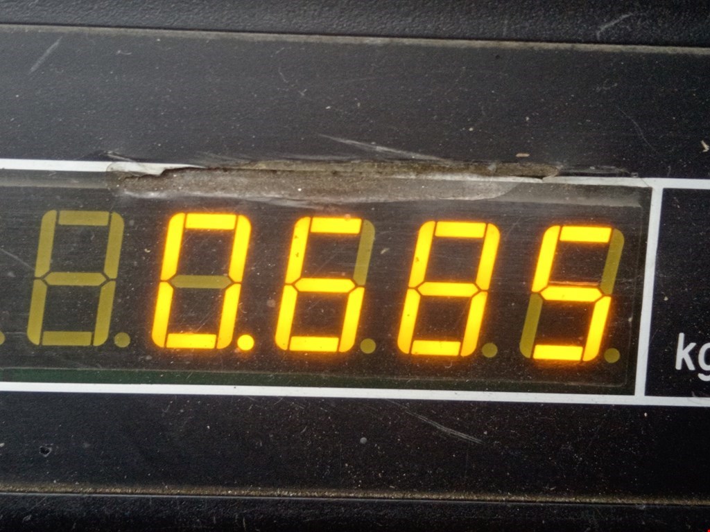 Решетка радиатора TOYOTA RAV 4 XA20 2000-2005