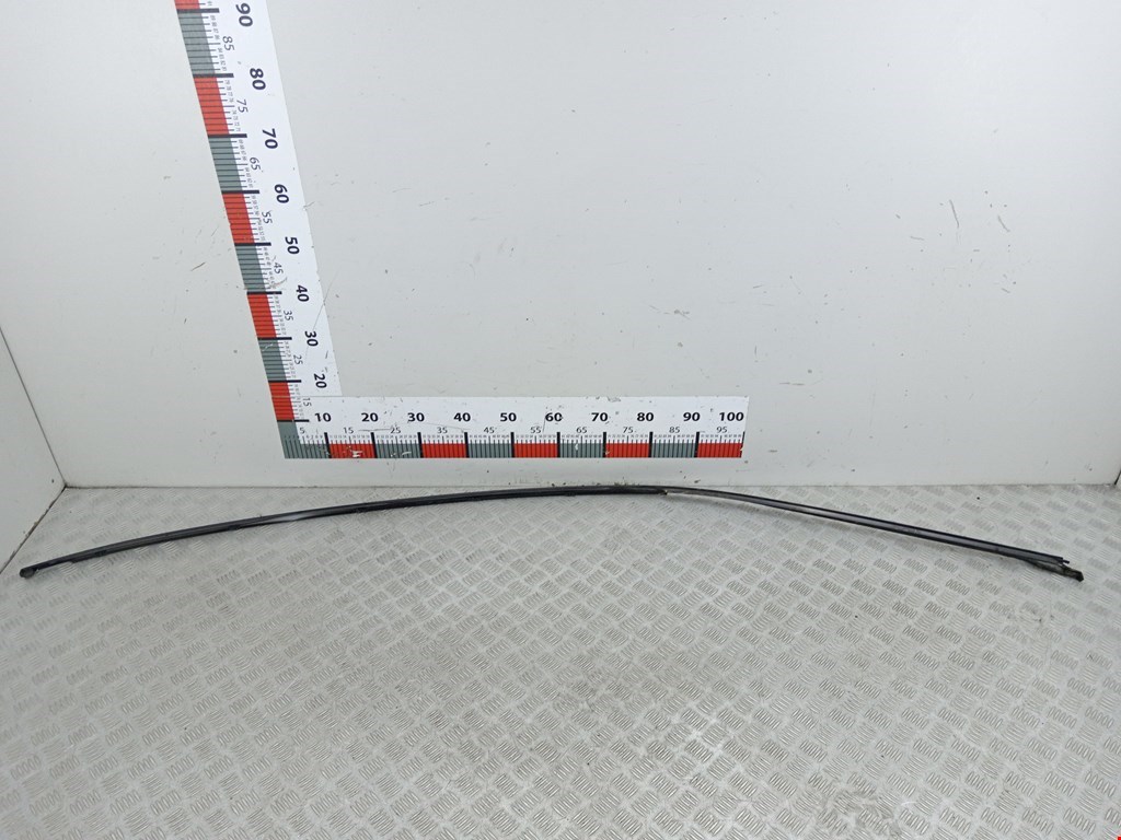 Молдинг лобового стекла MERCEDES-BENZ C-Class C-klasse W203 2000-2007