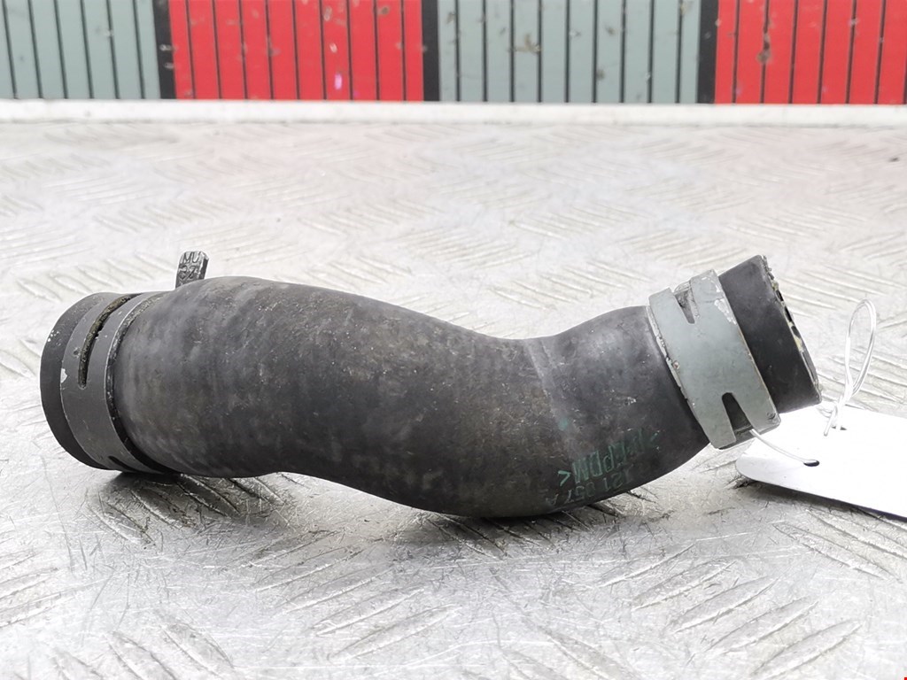 Патрубок AUDI A6 C5 1997-2004