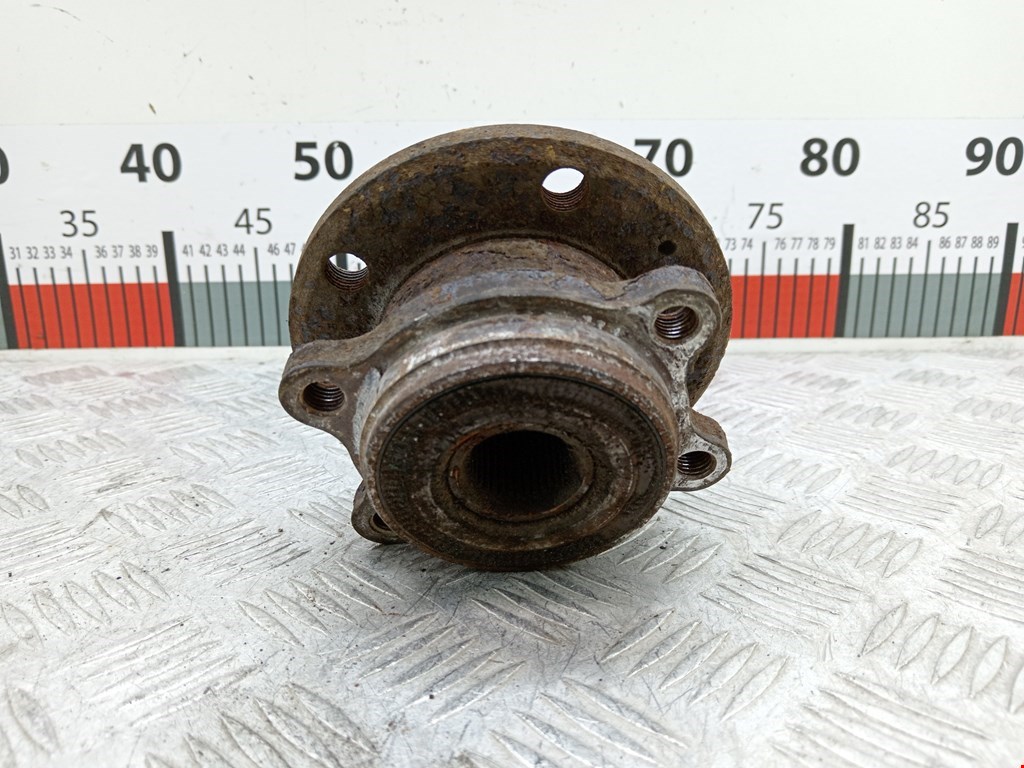 Ступица задняя левая/правая VOLKSWAGEN Tiguan 2007-2016