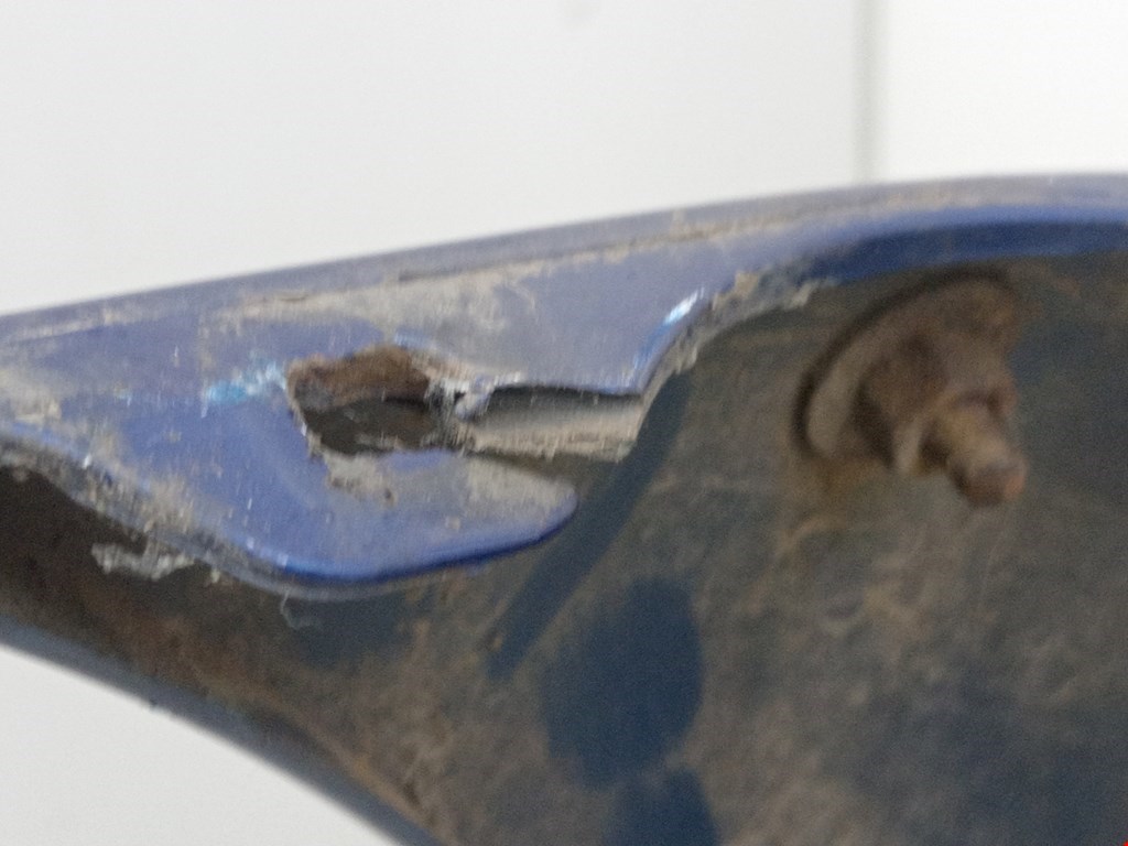 Бампер передний TOYOTA RAV 4 XA20 2000-2005