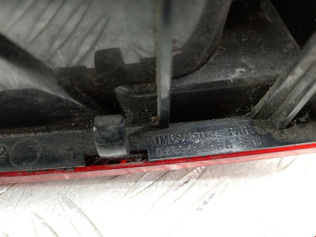 Фонарь задний правый SEAT Leon 1999-2005