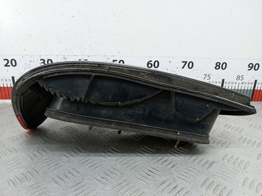 Фонарь задний левый PEUGEOT 306 1993-2002