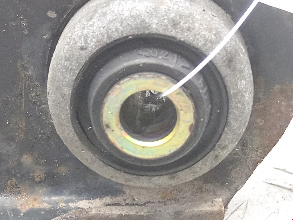 Рычаг передний левый RENAULT Megane I 1996-2002