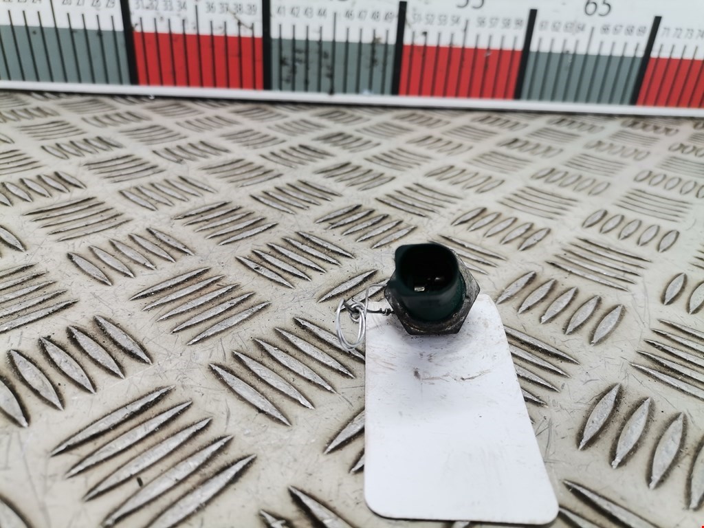 Датчик давления масла SKODA Fabia MK1 1999-2006