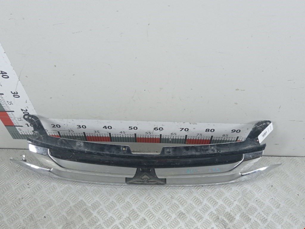 Решетка радиатора MITSUBISHI Outlander GF0W 2012-н.в.