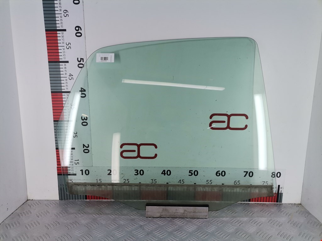 Стекло двери заднее правое OPEL Meriva A 2003-2010