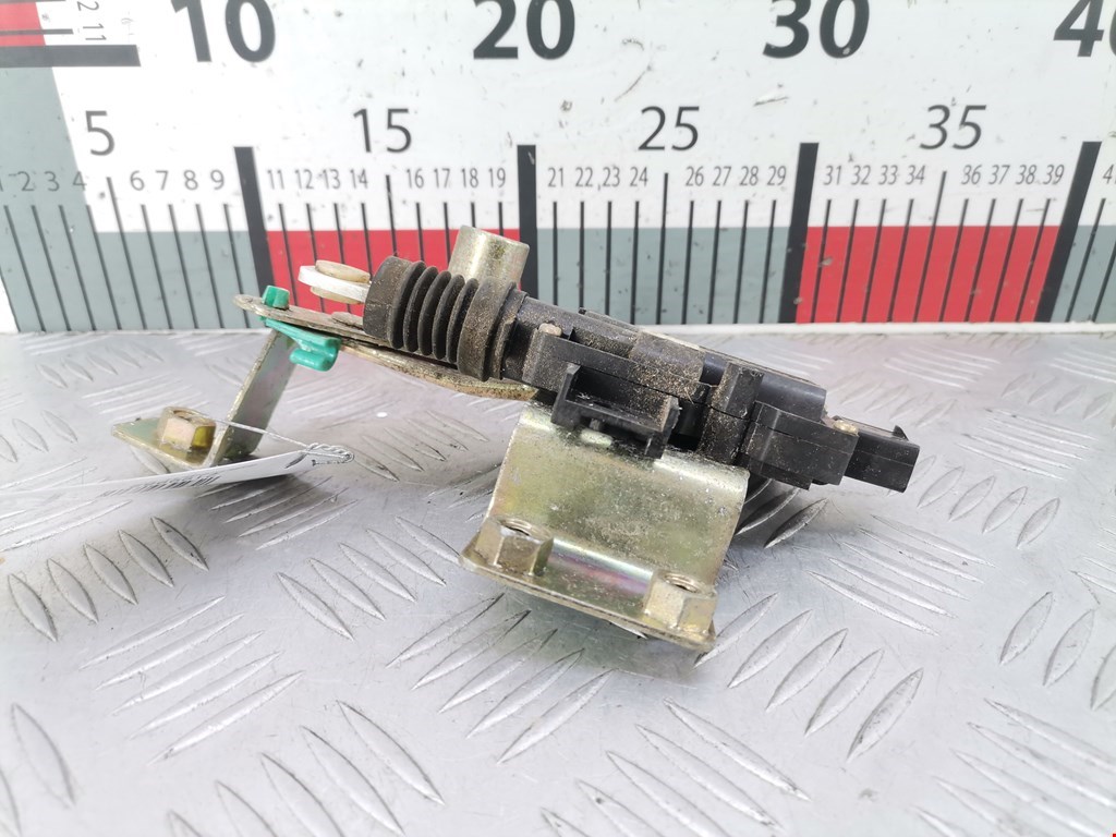 Активатор замка двери CHRYSLER PT Cruser 2000-2010