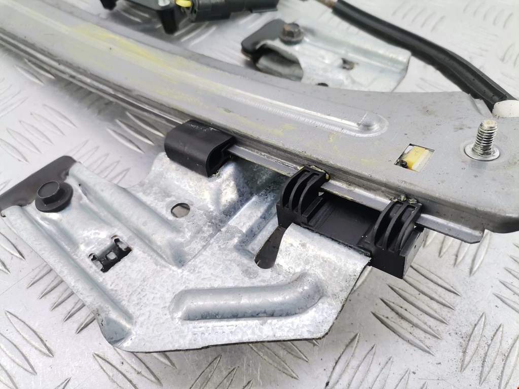 Стеклоподъемник задний левый CHRYSLER PT Cruser 2000-2010