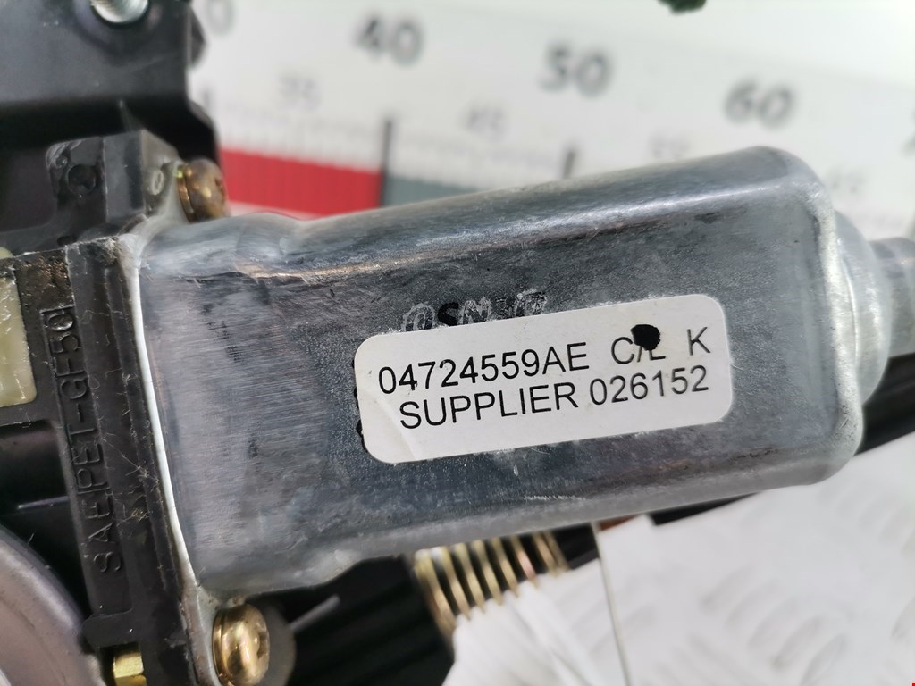 Стеклоподъемник задний левый CHRYSLER PT Cruser 2000-2010