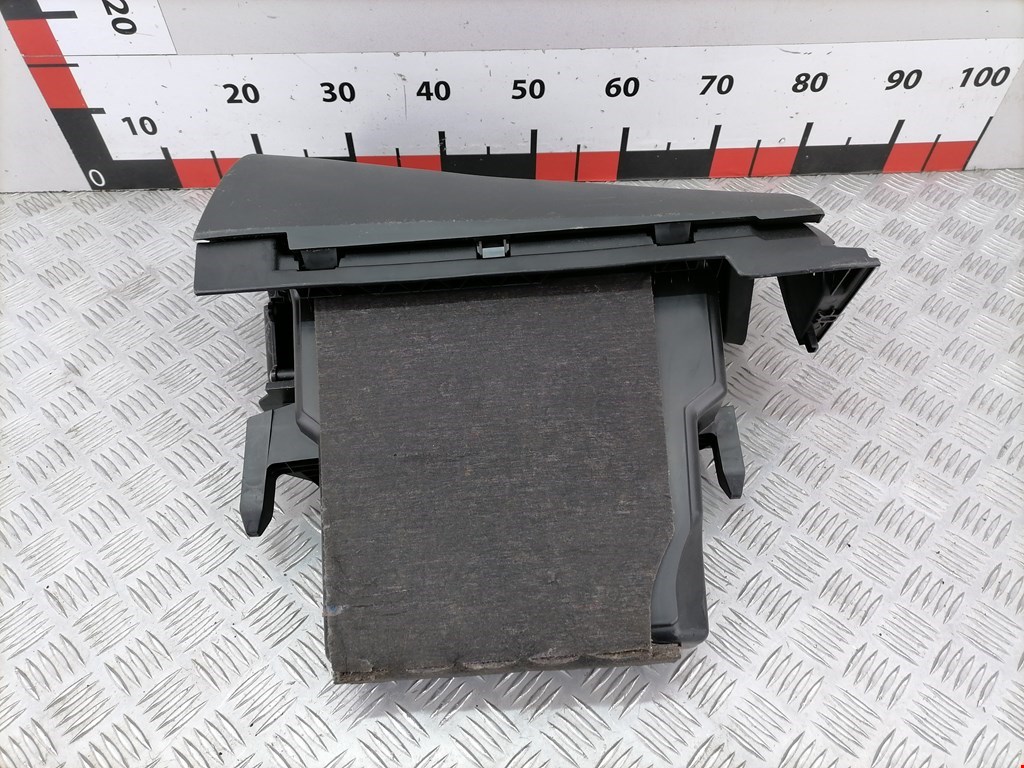 Бардачок RENAULT Megane III 2009-2016