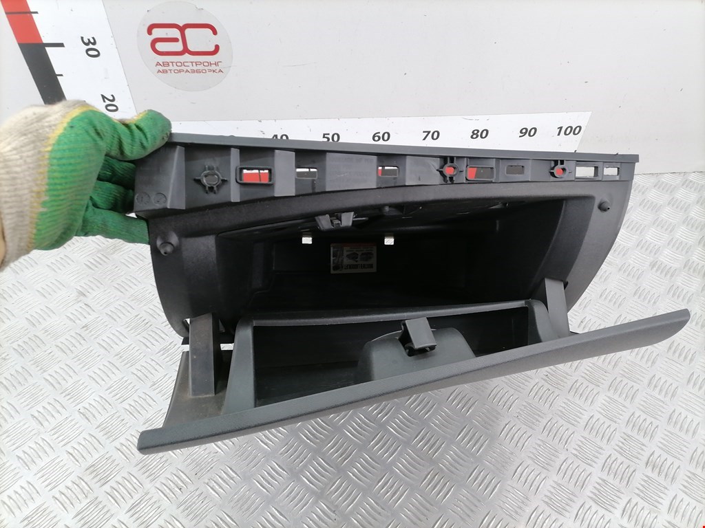 Бардачок RENAULT Megane III 2009-2016