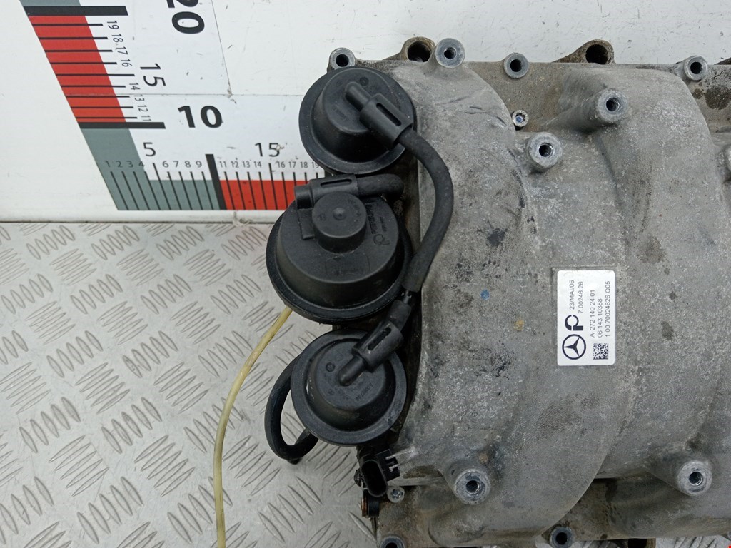 Коллектор впускной MERCEDES-BENZ C-Class C-klasse W203 2000-2007