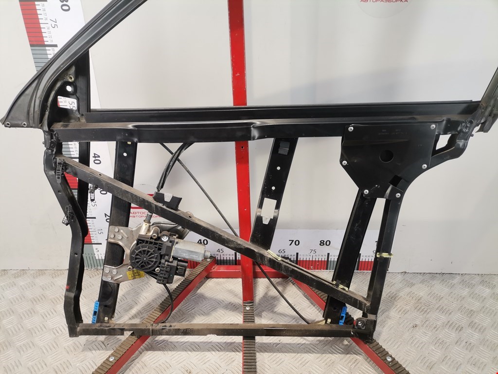 Стеклоподъемник передний правый AUDI A6 C5 1997-2004