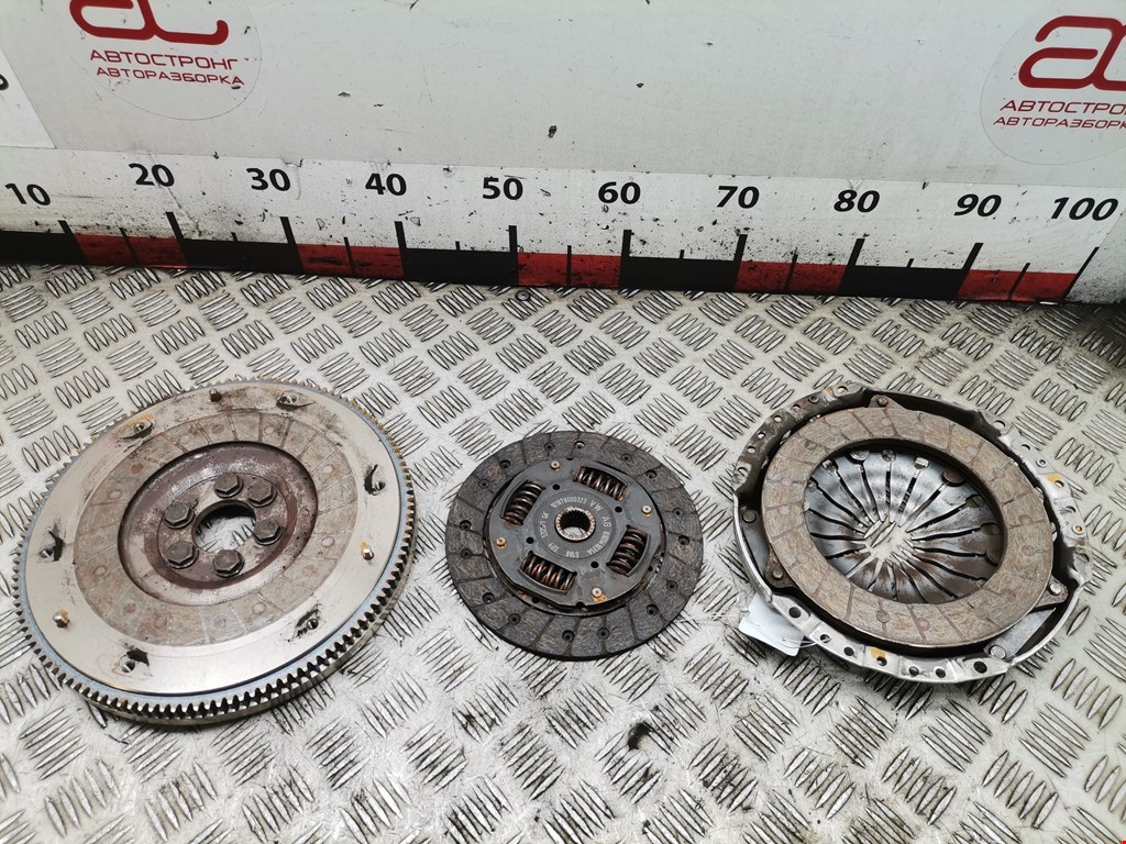 Маховик (демпфер сцепления) SKODA Fabia MK1 1999-2006
