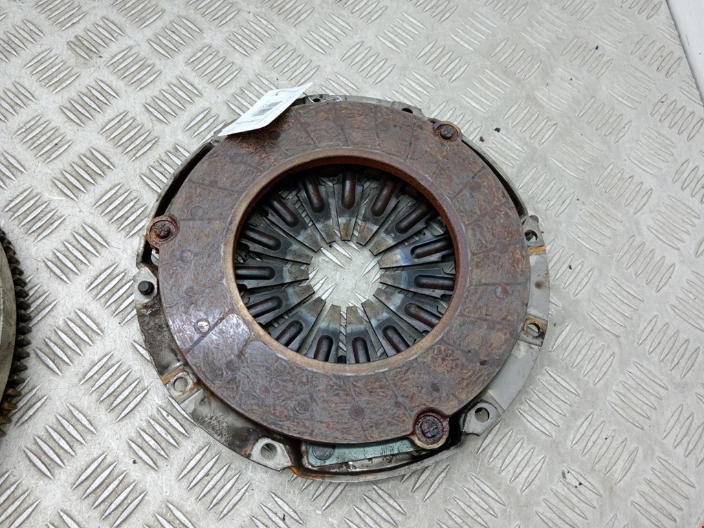 Маховик (демпфер сцепления) MAZDA Premacy CP 1999-2004