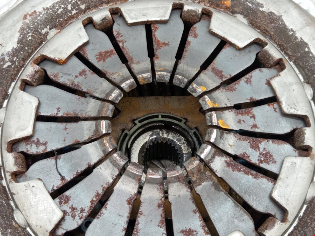 Маховик (демпфер сцепления) NISSAN Tiida C11 2004-2014