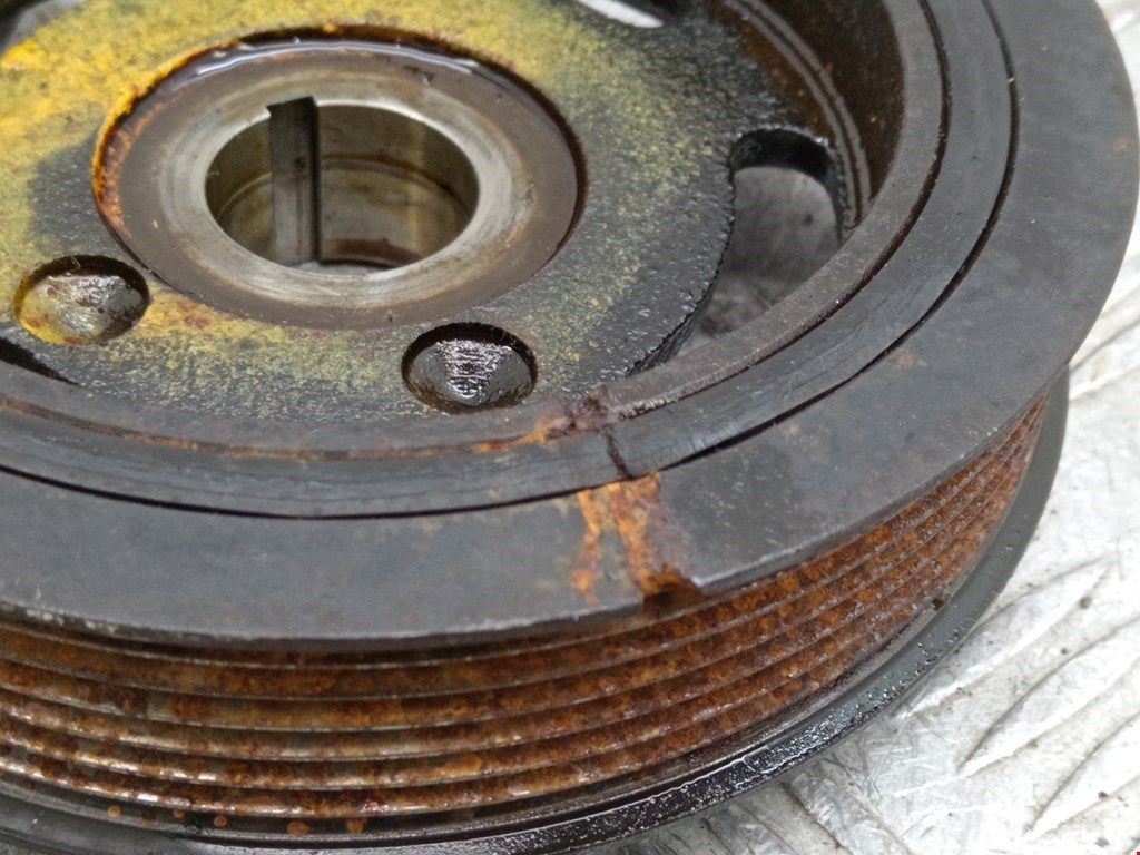 Шестерня коленвала (шкив) NISSAN Tiida C11 2004-2014