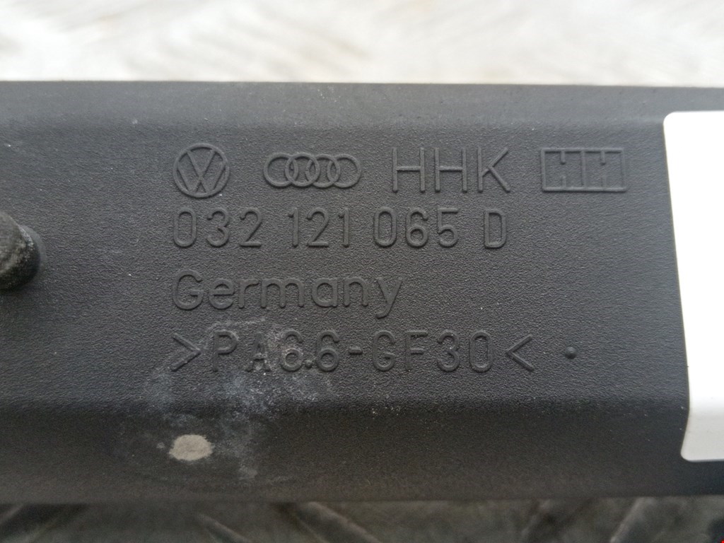 Патрубок VOLKSWAGEN Golf IV 1997-2003