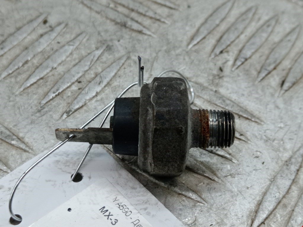 Датчик давления масла MAZDA Premacy CP 1999-2004