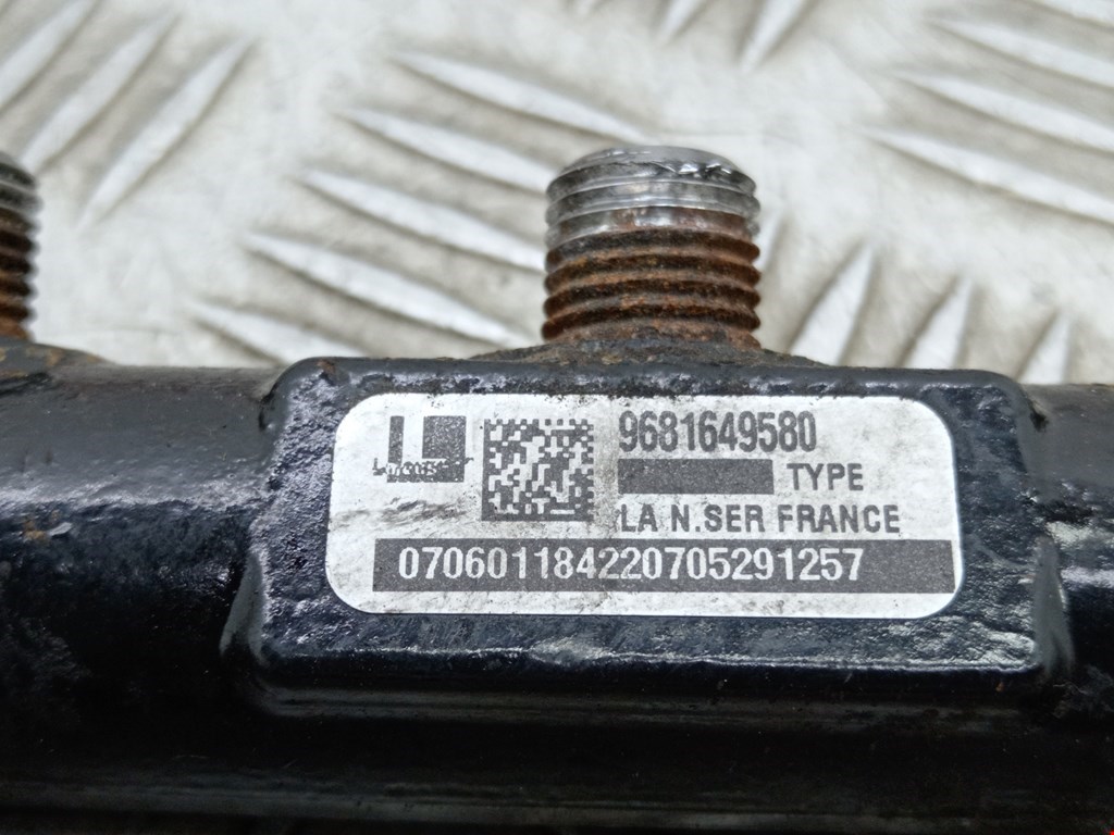 Датчик давления топлива FORD Galaxy 2006-2015