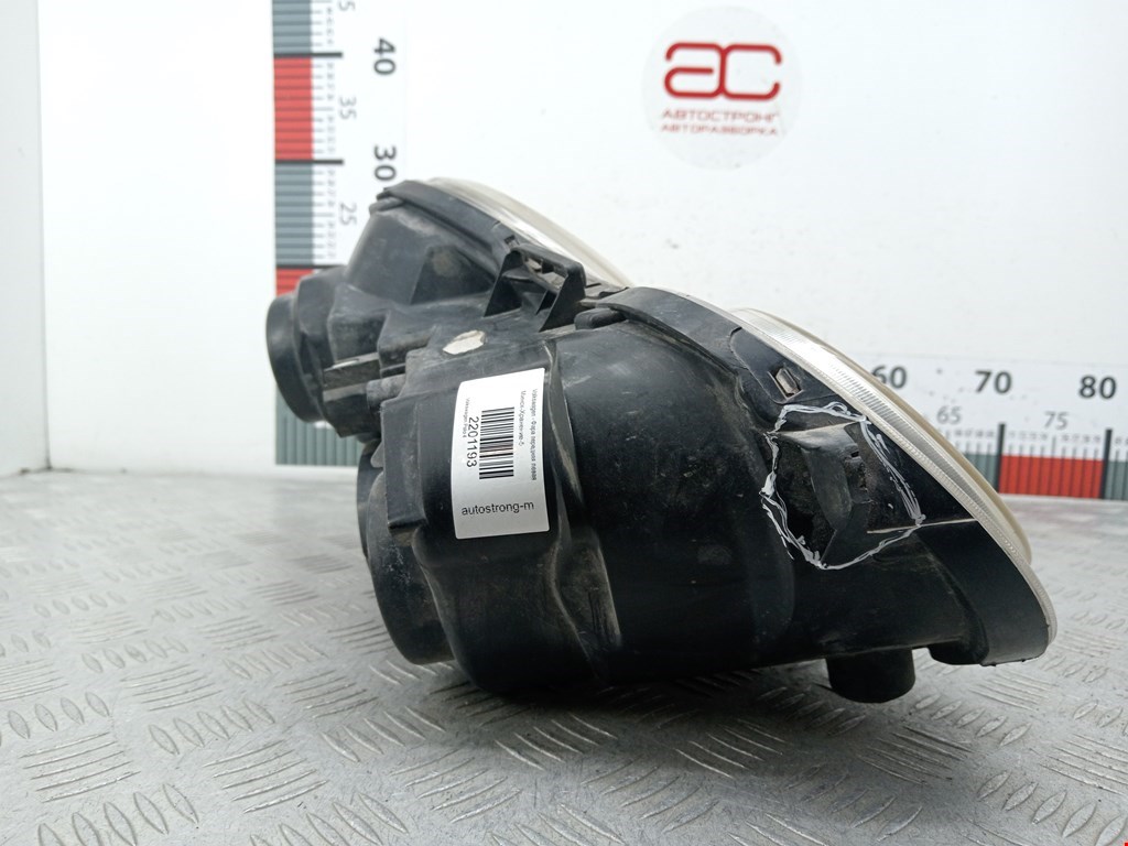 Фара левая VOLKSWAGEN Polo IV 2001-2009
