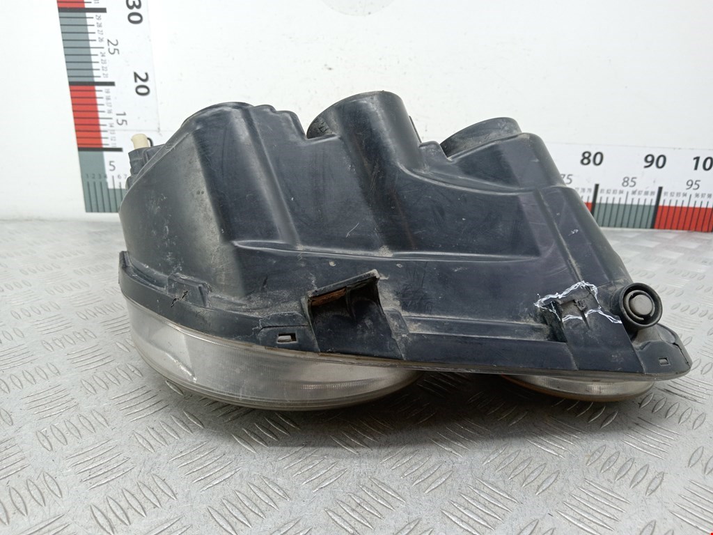 Фара левая VOLKSWAGEN Polo IV 2001-2009