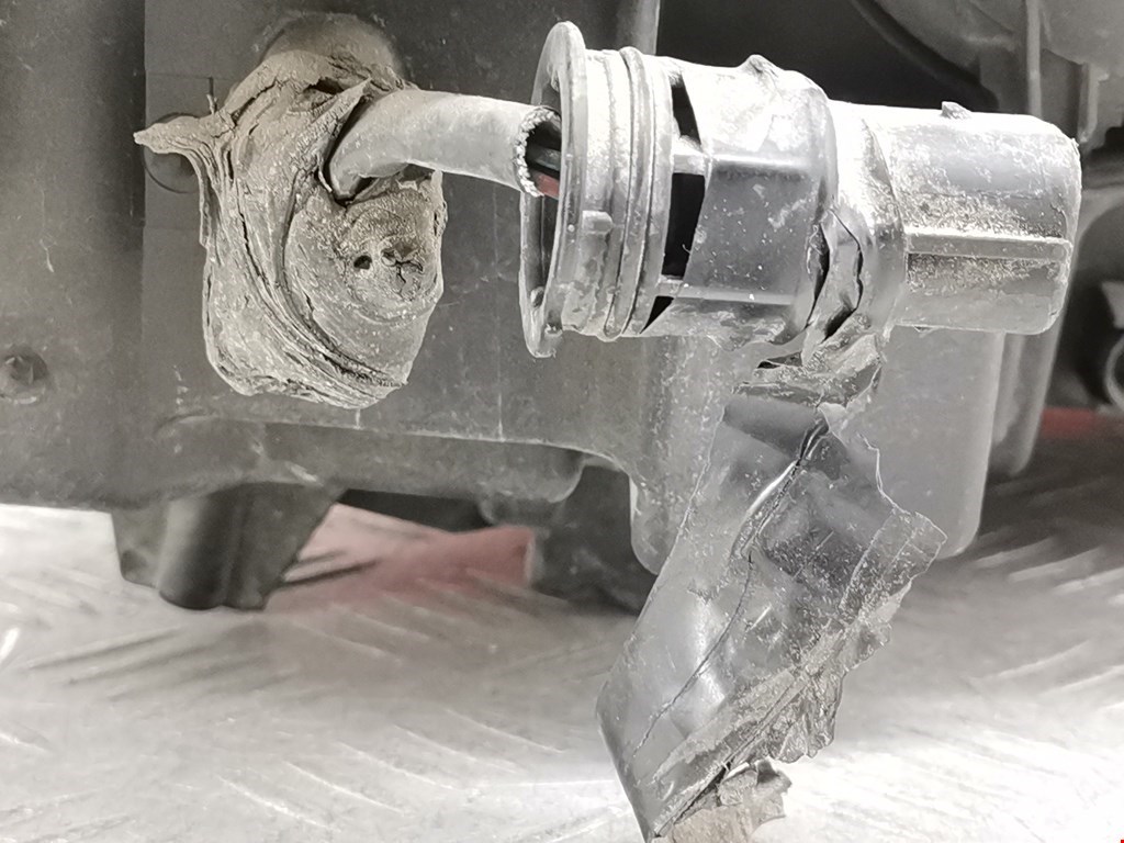 Фара левая MERCEDES-BENZ S-Class IV W220 1998-2005