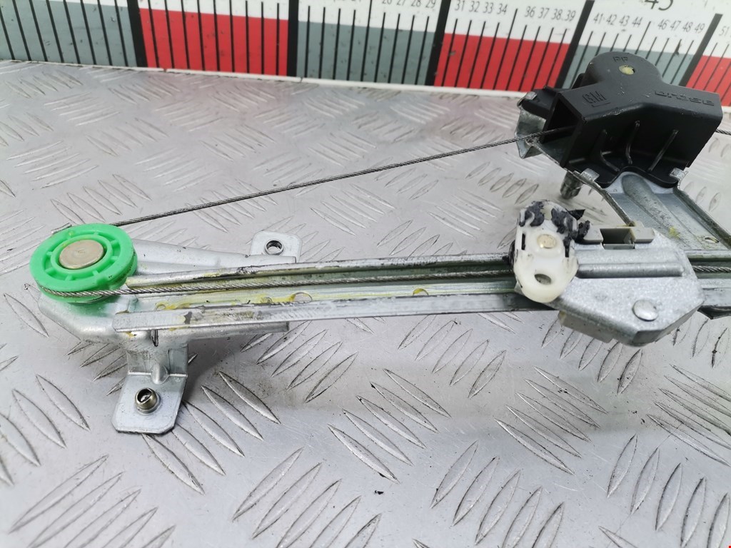 Стеклоподъемник задний правый OPEL Omega B 1994-2004