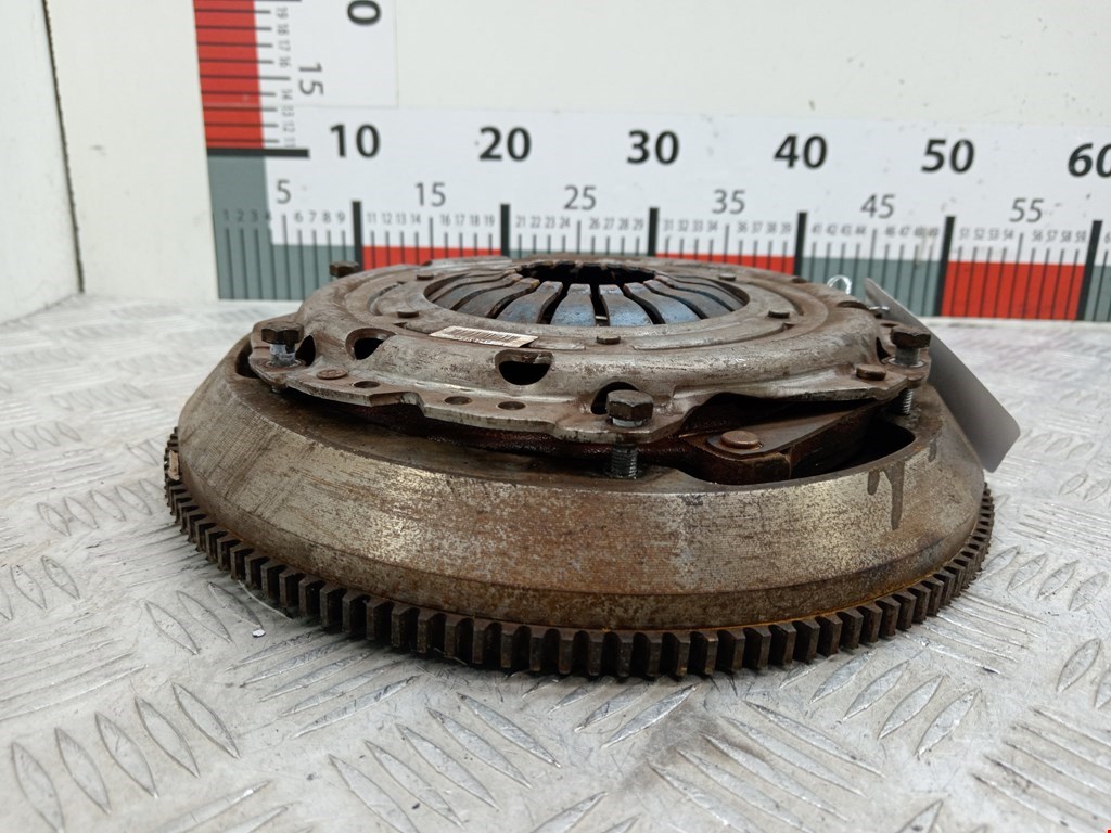 Маховик (демпфер сцепления) OPEL Meriva A 2003-2010