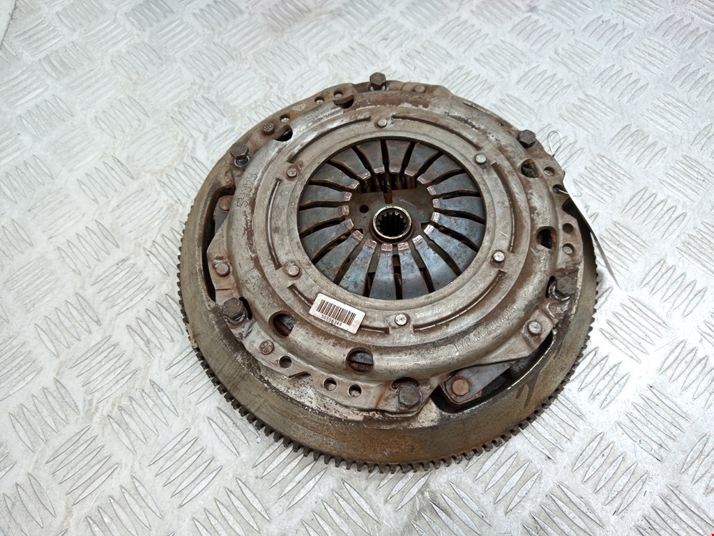 Маховик (демпфер сцепления) OPEL Meriva A 2003-2010