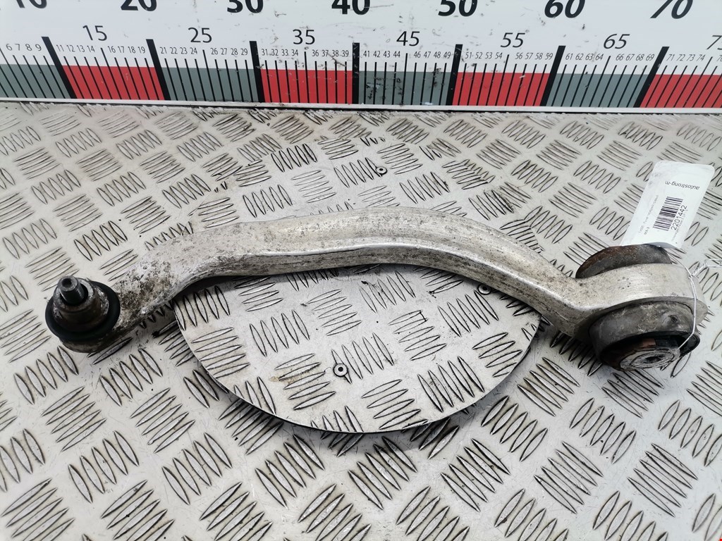 Рычаг передний правый Volkswagen Passat 5 GP (2000-2005)