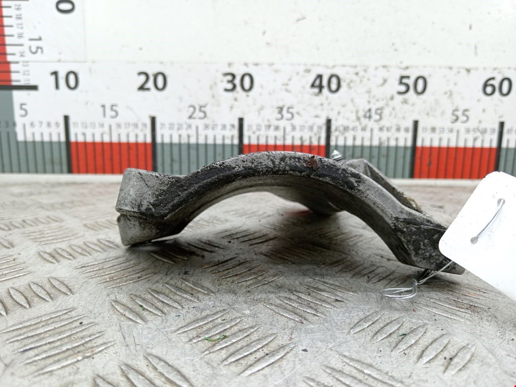 Кронштейн кондиционера AUDI A6 C5 1997-2004