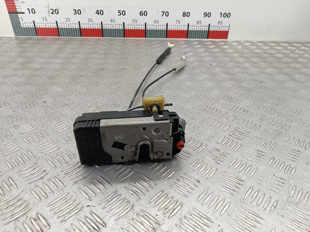 Замок двери задней правой OPEL Signum 2003-2008