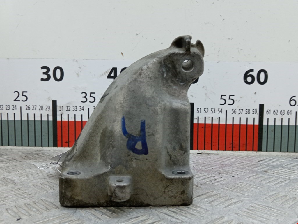 Кронштейн (крепление лапа) двигателя Mercedes E-Class (W211) (2002-2009)