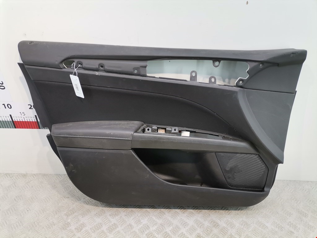 Обшивка двери передняя левая FORD Mondeo V 2015-н.в.