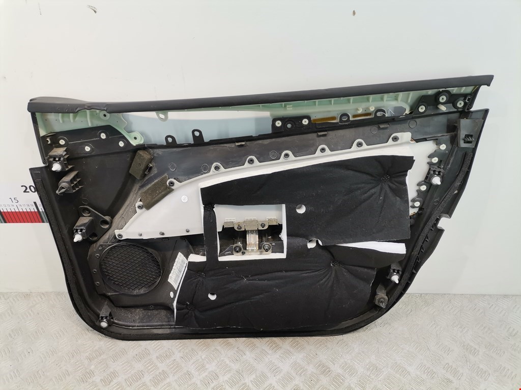 Обшивка двери передняя левая FORD Mondeo V 2015-н.в.