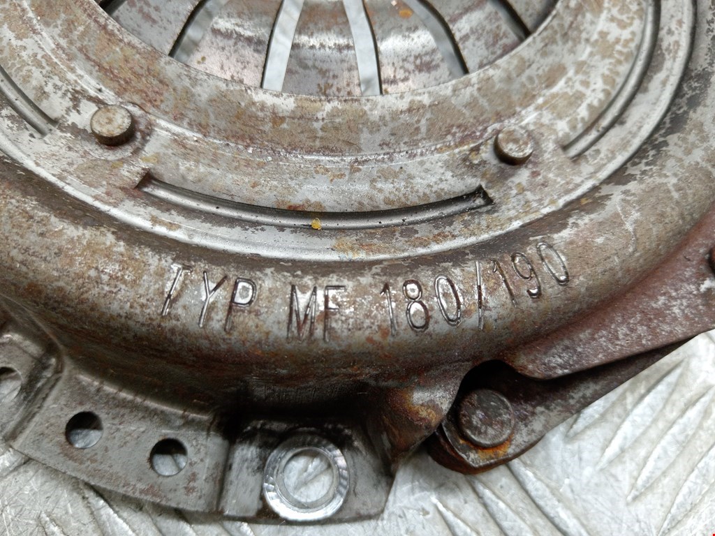 Маховик (демпфер сцепления) FORD Fiesta 2001-2008