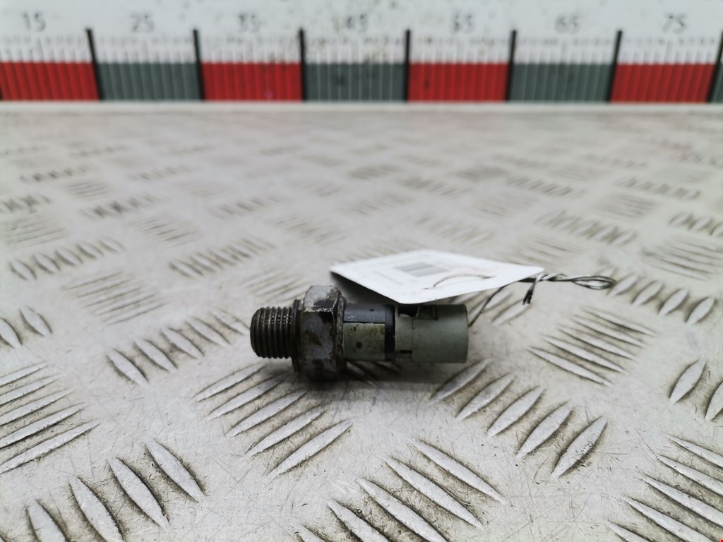 Датчик давления масла Renault Clio 2 (1998-2005)