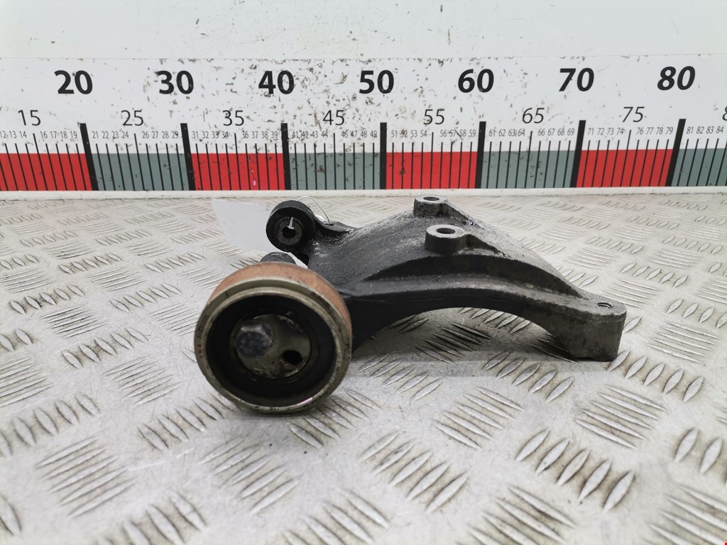 Кронштейн кондиционера AUDI A6 C5 1997-2004