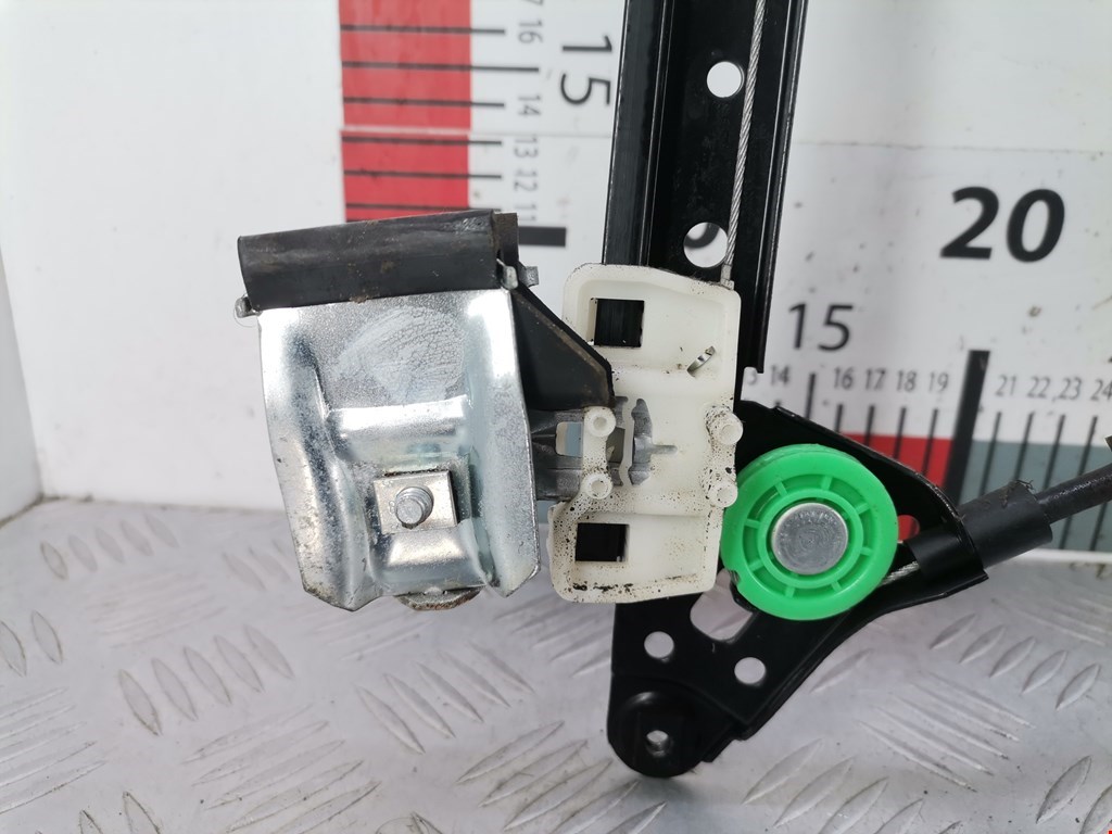 Стеклоподъемник задний левый SEAT Alhambra 1996-2010