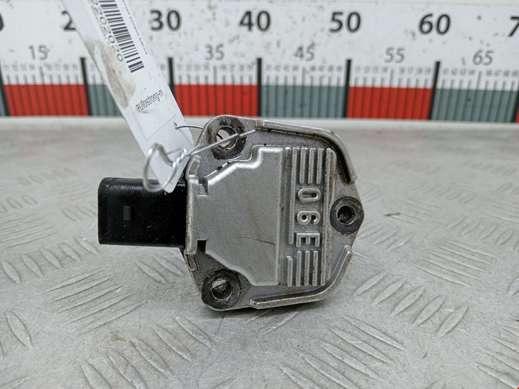 Датчик уровня масла VOLKSWAGEN Bora 1998-2005