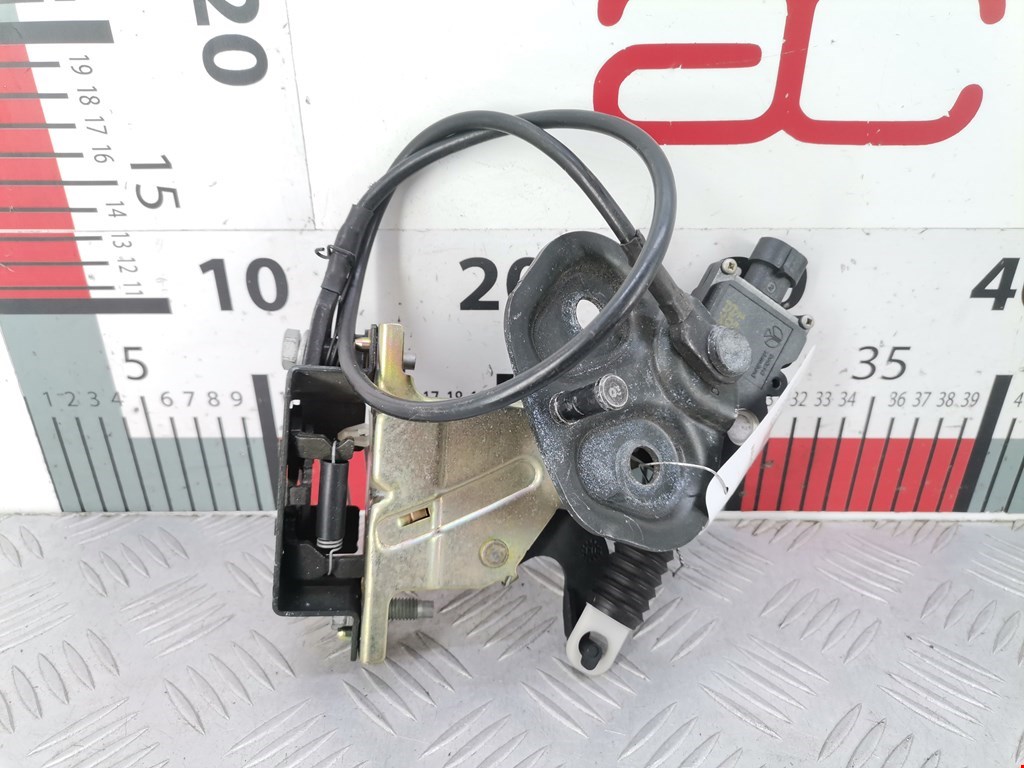 Замок багажника (крышки двери) CITROEN C3 2002-2009